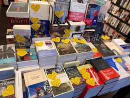 LIBRAIRIE-RUE-DE-VERNEUIL-1